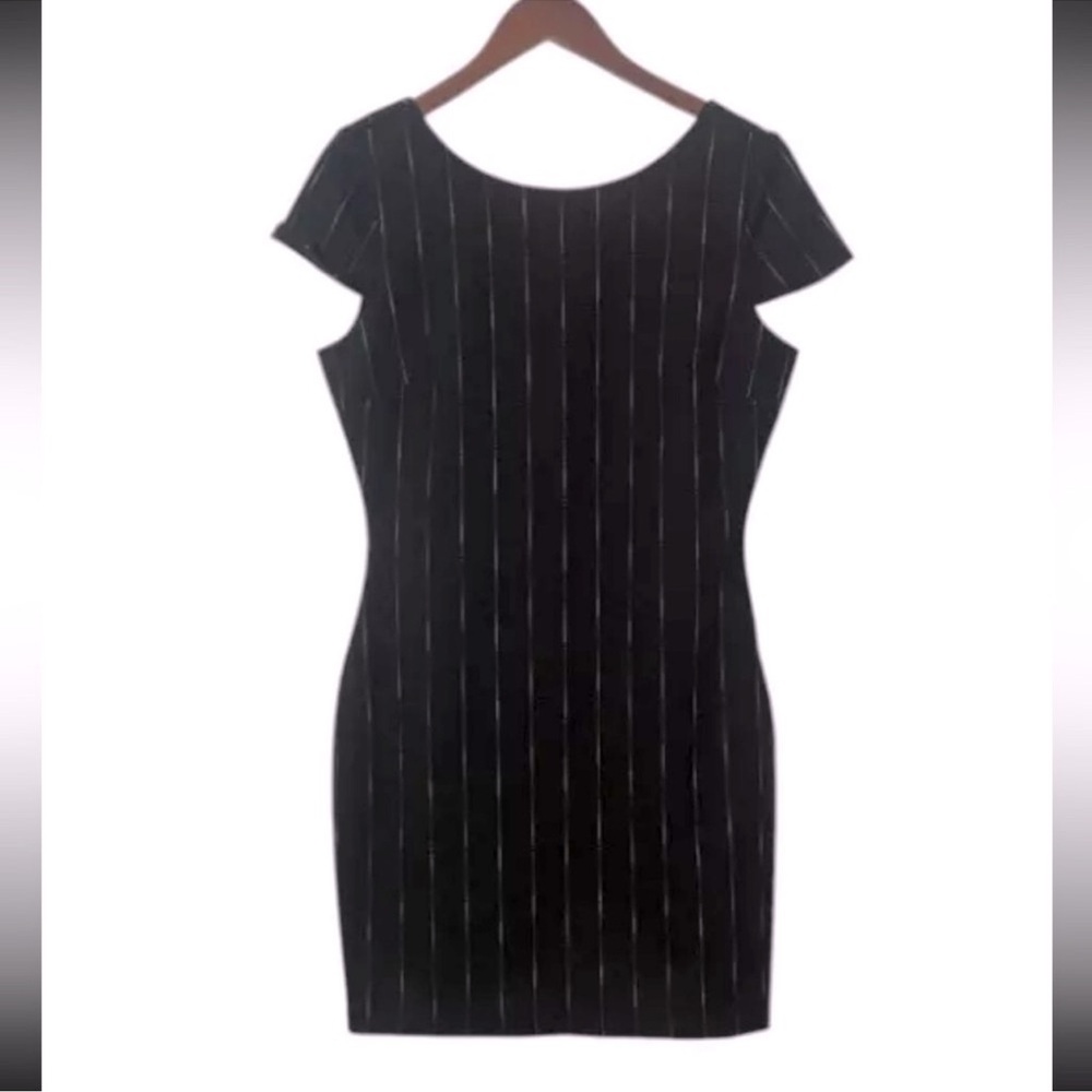Dress the Population Marcella Black Pinstripe Sheath Dress NWT Size M